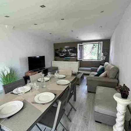 Holiday home Romantic In The South Of France With A Private Garden , Pool And A Terrace *