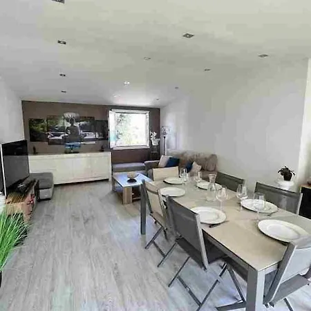Romantic In The South Of France With A Private Garden , Pool And A Terrace Nice